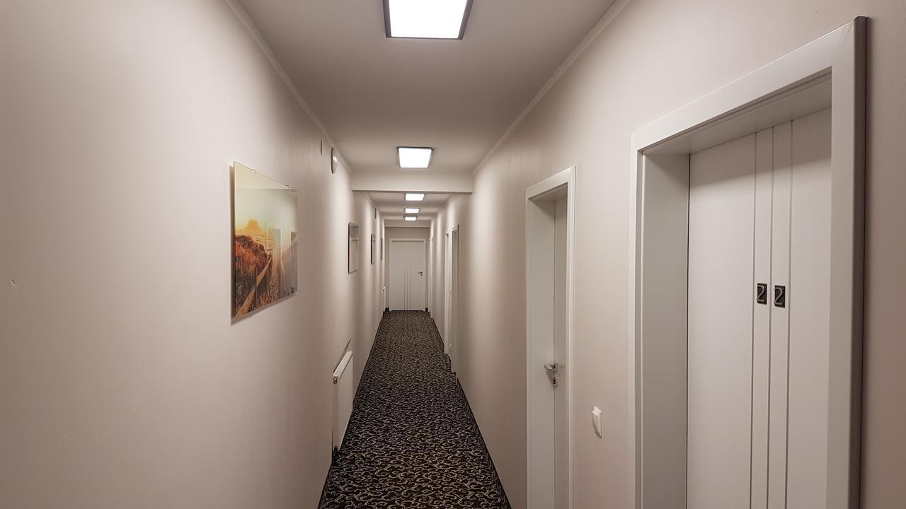 Hotel Gutland Wysokie Mazowieckie Extérieur photo